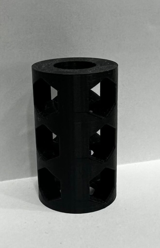 Cale de maintien ajourée imprimée en 3D pour la découpe laser